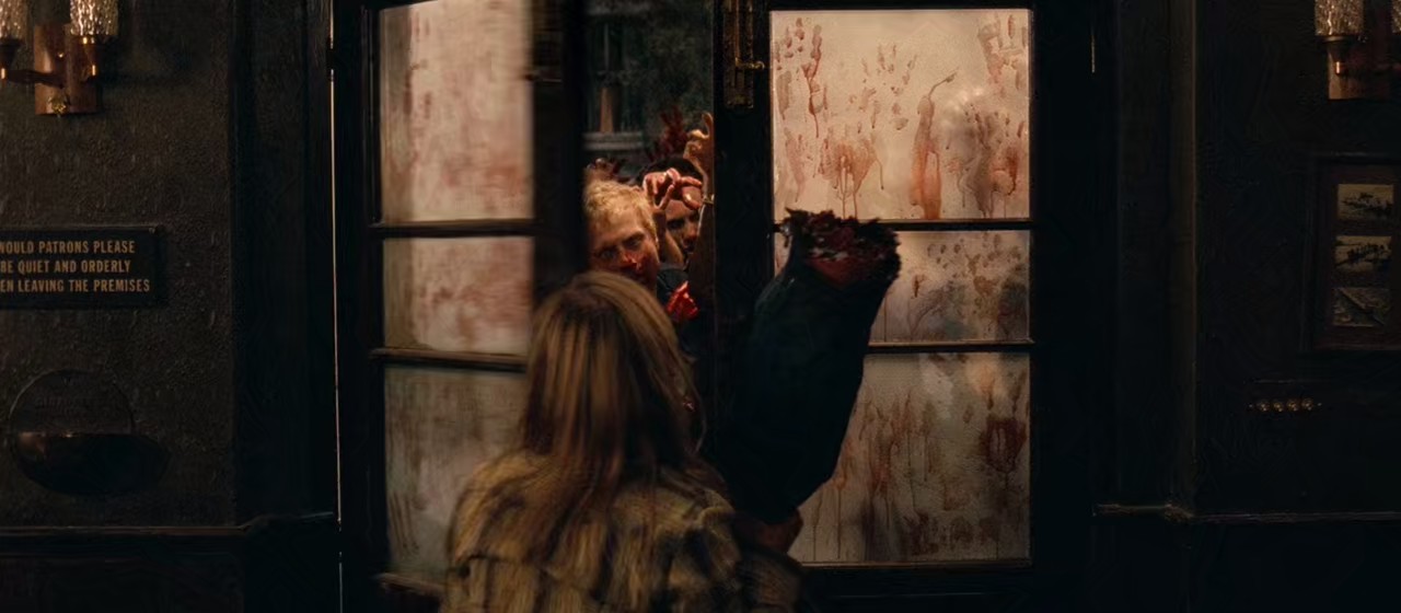 Shaun of the Dead (2004) BluRay Hindi + English 720p 10bit x265 HEVC AAC 5.1 ESub.mkv.0004
